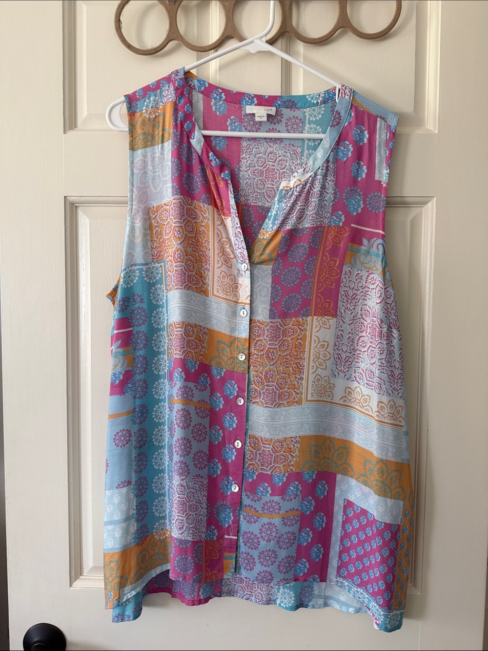 J. Jill Sleeveless Button-Front Blouse in Pink, Blue & Gold